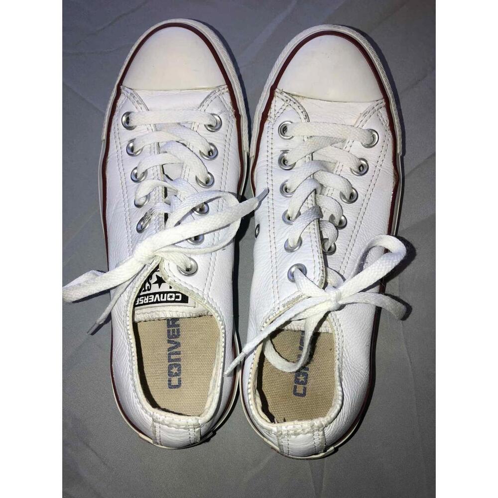 White Converse All Star Womens Leather sz 5